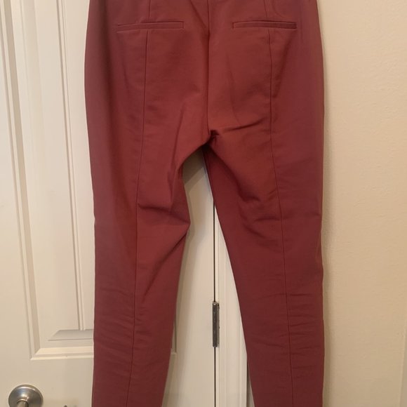 Express Mauve Cropped Slacks - Picture 2 of 3